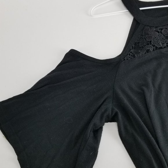 Black Lace Soft Knit Cold Shoulder Torrid Size 0 - Picture 4 of 5